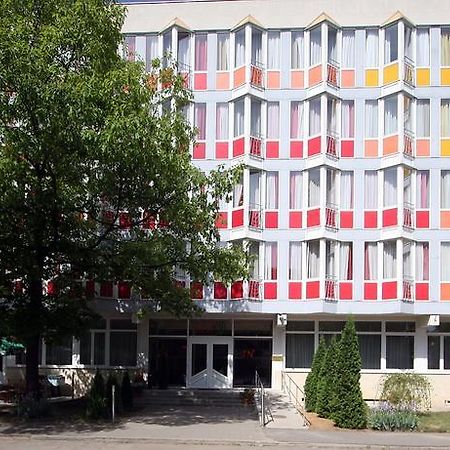 In Hotel Hajdúszoboszló Esterno foto