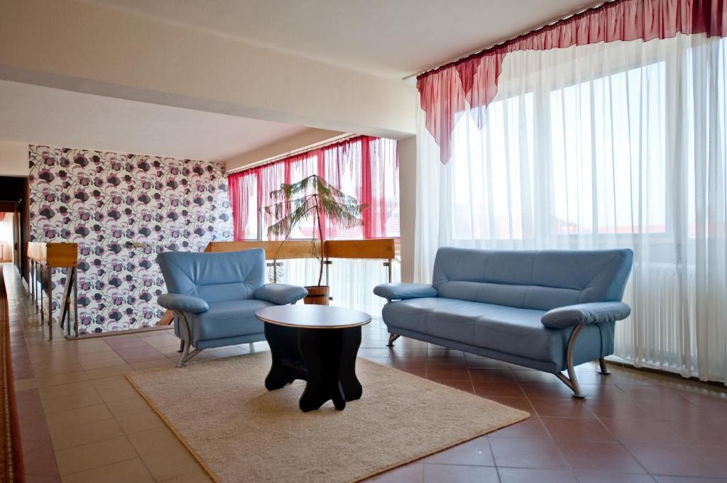 In Hotel Hajdúszoboszló Esterno foto