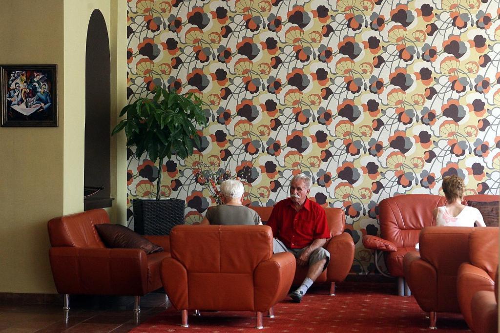 In Hotel Hajdúszoboszló Esterno foto